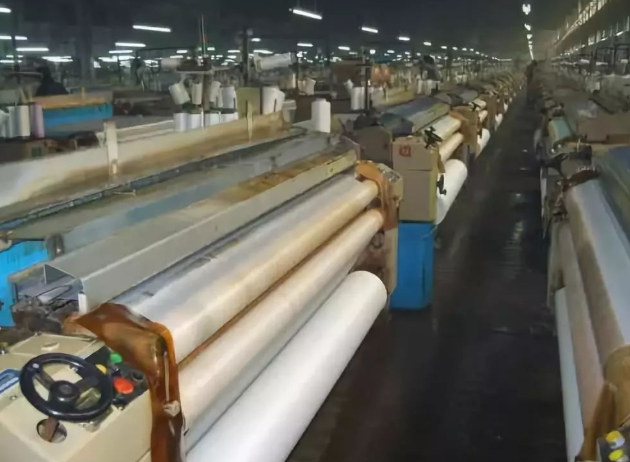 噴水織機(jī)的工藝參數(shù)有哪些？如何優(yōu)化調(diào)整？